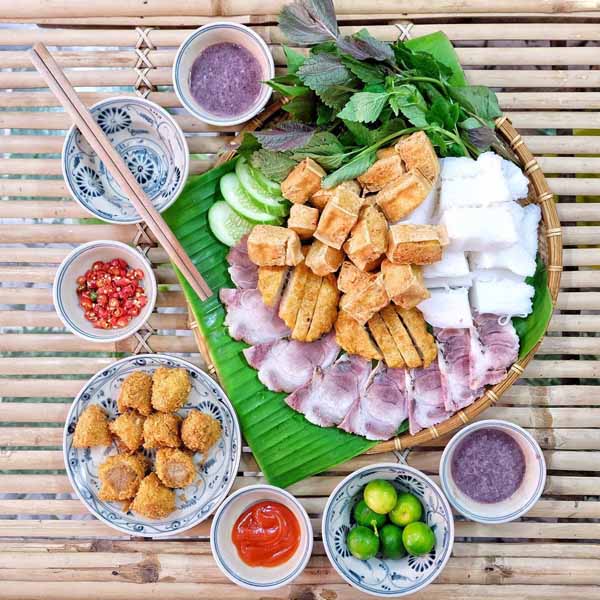 cuisine, culinary elite, delicious restaurant in hanoi, hanoi cuisine, hanoi specialties, noodles with bean paste with shrimp paste, streets cuisine, noodles with shrimp paste and shrimp: when street food becomes a national dish