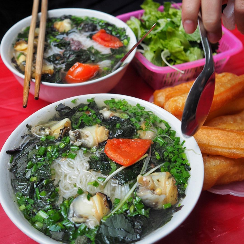 delicious restaurant in hanoi, delicious restaurant in the old town, hanoi winter, snail noodle shop, winter food, winter travel, 3 hot snail noodle shops are delicious and perfect for cold days