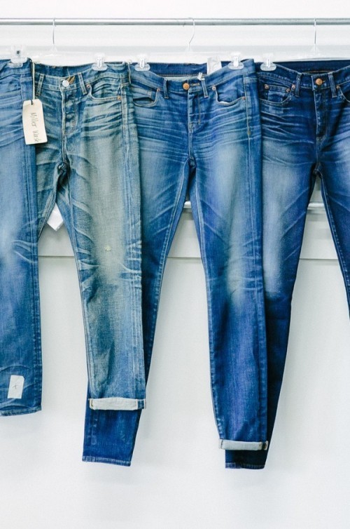 6 cách giúp quần jeans không bị phai màu