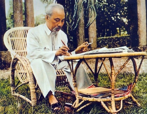 10 beautiful poems of poet Bao Dinh Giang