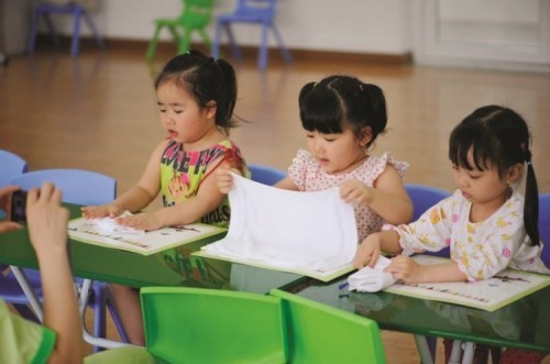 10 ‘căn bệnh quái đản’ trong cách dạy trẻ tại Việt Nam