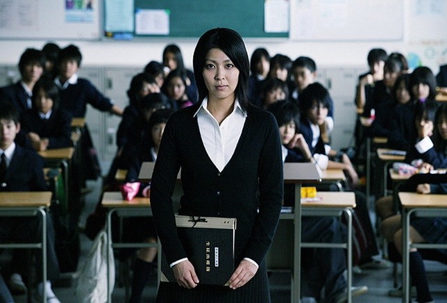 11 bộ phim Nhật Bản hay nhất về đề tài bạo lực học đường