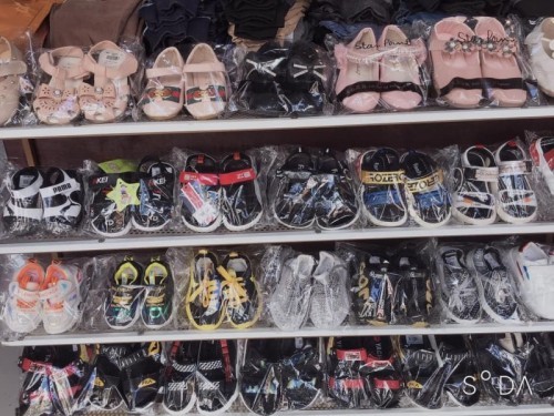 5 shop giày dép trẻ em đẹp và chất lượng nhất tại nha trang