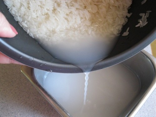 8 công dụng tuyệt vời của nước vo gạo có thể bạn chưa biết