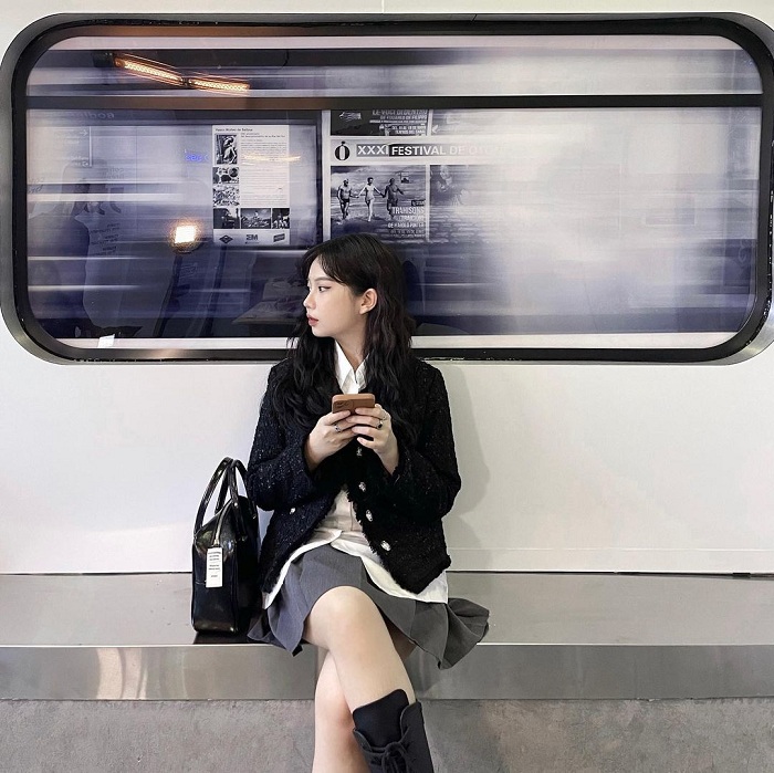 Check in quán cà phê tàu điện ngầm Tosee, rinh về bộ ảnh đẹp mê ly như đi Hàn Quốc
