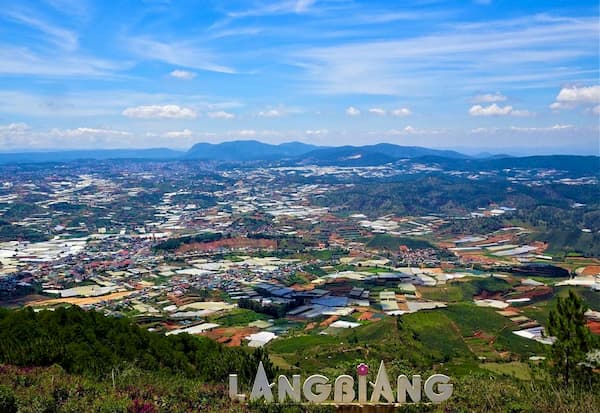 Núi Langbiang – nóc nhà cao nguyên Lâm Viên sống ảo vô đối
