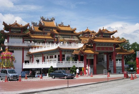 Viếng thăm chùa Bà Thiên Hậu linh thiêng ở Kuala Lumpur