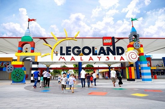 Thỏa sức xếp hình tại công viên Legoland ở Malaysia