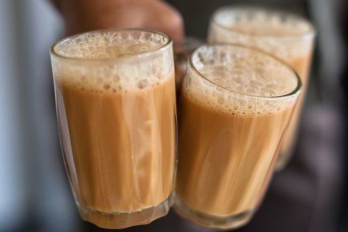 thưởng thức trà sữa sủi bọt teh tarik ngon tuyệt ở malaysia