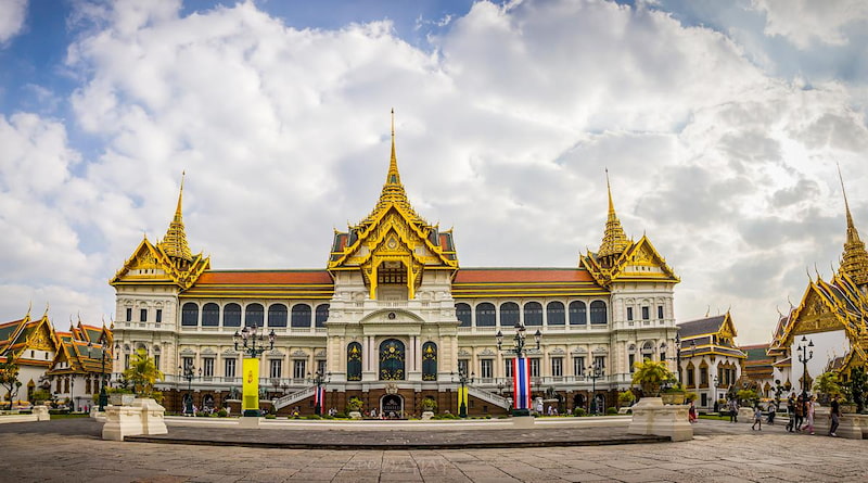 Hoàng cung Grand Palace: Đảo vàng giữa lòng Bangkok