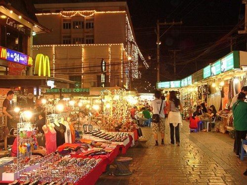 Các khu chợ nổi tiếng ở Chiang Mai