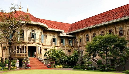Lâu đài Vimanmek độc đáo ở Thái Lan