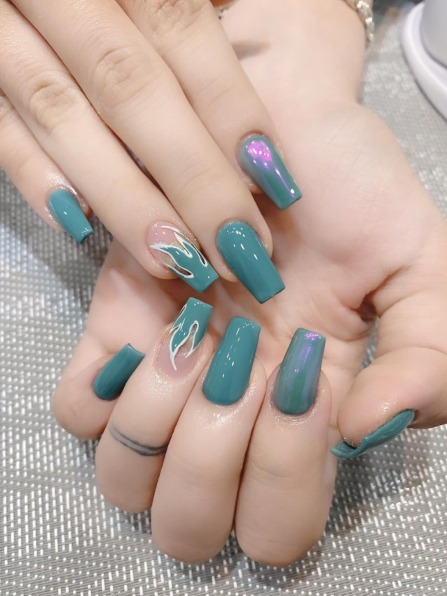 Dạy nghề nail Bến Tre: Học nghề để vươn tới tương lai sáng lạn với Dạy nghề nail tại Bến Tre. Chúng tôi cam kết cung cấp cho học viên kiến thức chuyên nghiệp, những kỹ năng tốt nhất và cơ hội việc làm đa dạng. Đăng ký ngay để trở thành chuyên viên nail giỏi nhất!