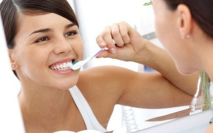 10 thói quen gây hại cho răng của bạn