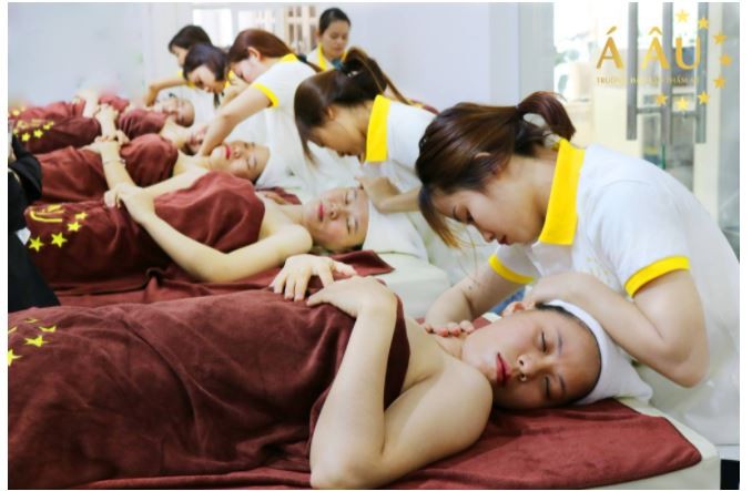 10 trường dạy massage uy tín và chất lượng nhất tphcm
