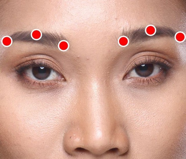 5 Bài tập 1 phút của người Nhật giúp ngăn ngừa và xóa nếp nhăn quanh mắt cực kì hiệu quả