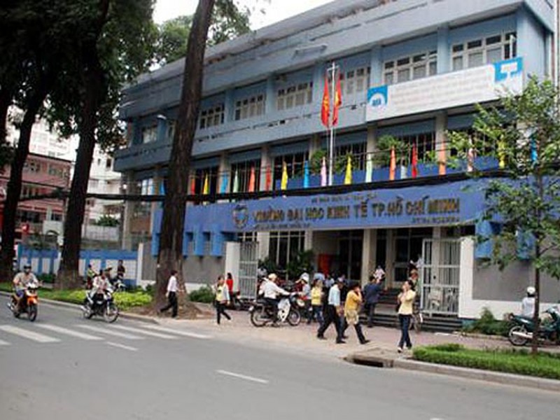 10 trường đại học đào tạo ngành kinh doanh quốc tế tốt nhất việt nam