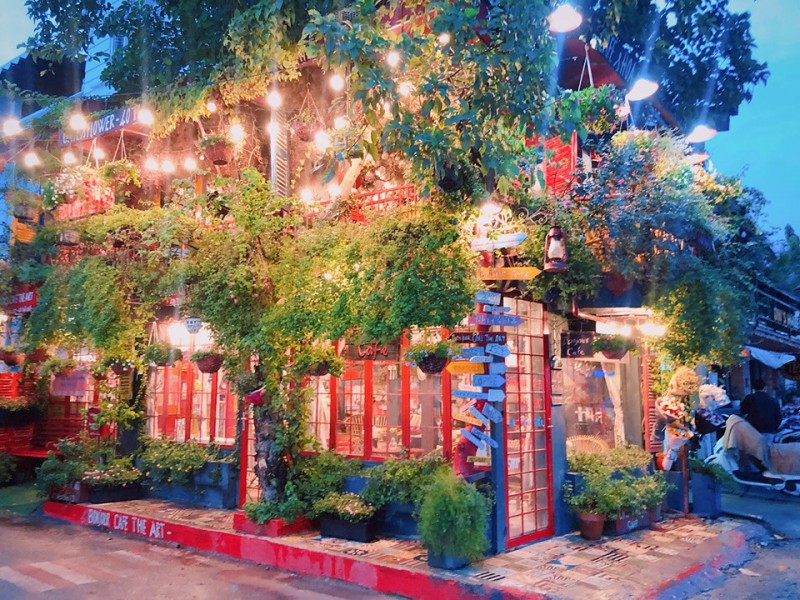 21 quán cà phê hoa phong cách châu âu đẹp nhất sài gòn