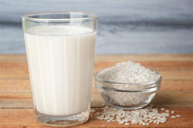 5 loại sữa thực vật tuyệt vời cho chế độ ăn chay thực dưỡng