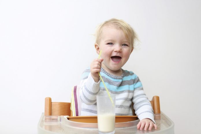 10 lưu ý khi lựa chọn sữa tươi cho bé