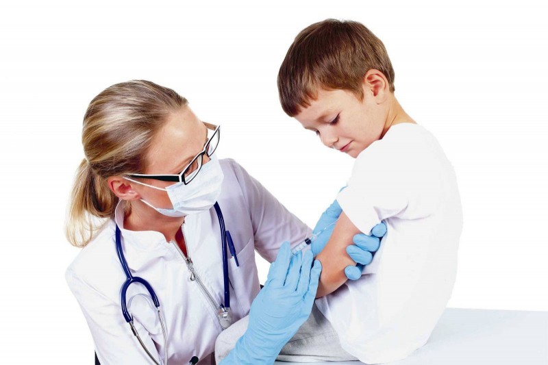 12 loại vacxin mẹ cần biết và tiêm phòng cho con