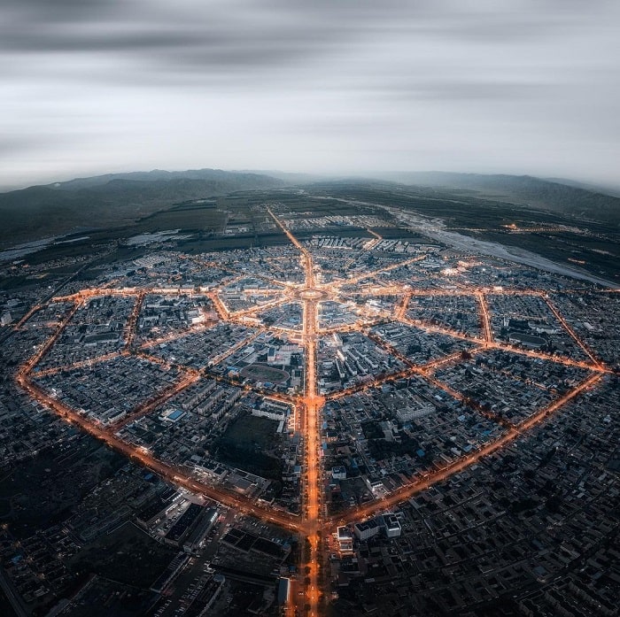 Thành phố Tekes Trung Quốc - thành phố hình bát quái không có đèn giao thông