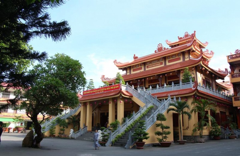 10 ngôi chùa nổi tiếng nhất việt nam