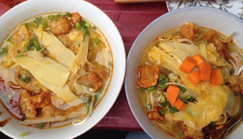 8 địa chỉ ăn bún chả cá ngon nổi tiếng nhất Huế