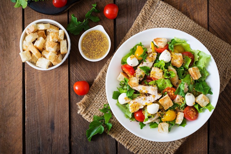 10 công dụng tuyệt vời của Salad đối với sức khoẻ và sắc đẹp