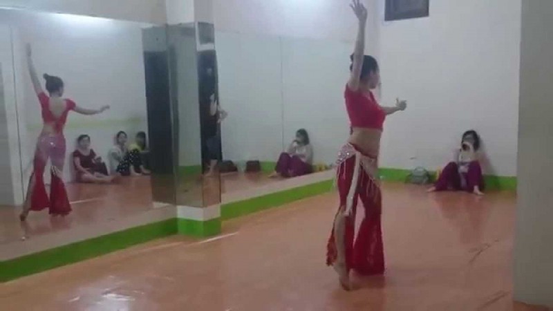8 địa chỉ dạy múa bụng nổi tiếng nhất ở Hà Nội