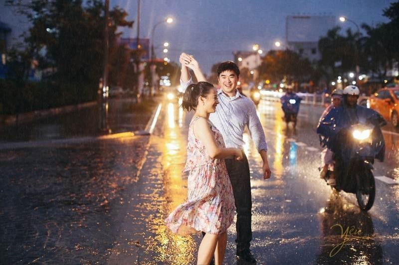 7 kinh nghiệm chụp hình cưới dưới mưa đẹp và độc đáo nhất