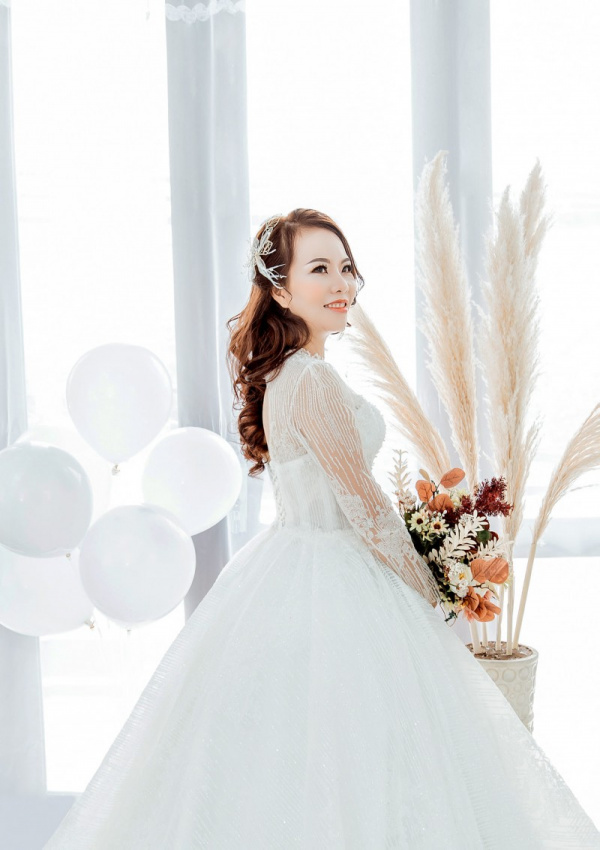 4 Tiệm trang điểm cô dâu đẹp nhất tại Vạn Ninh, Khánh Hòa