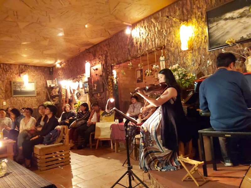 11 quán cafe, quán rượu nghe nhạc acoustic lãng mạn nhất tại đà lạt