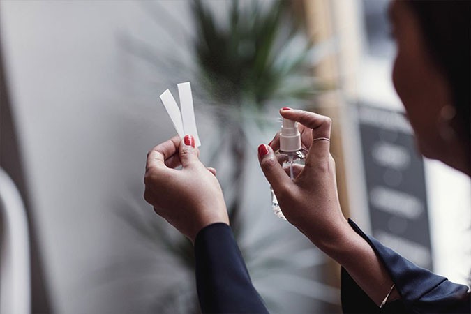 15 mẹo chọn và sử dụng nước hoa đúng cách nhất giúp bạn tự tin hơn