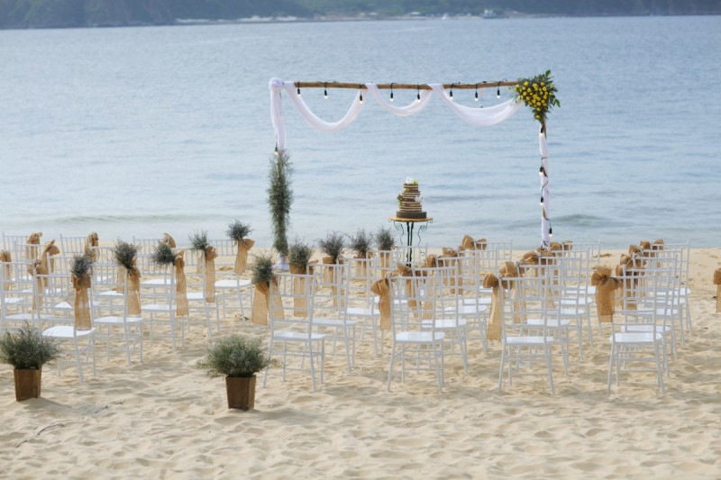 10 địa điểm tổ chức tiệc cưới ngoài trời đẹp nhất nha trang