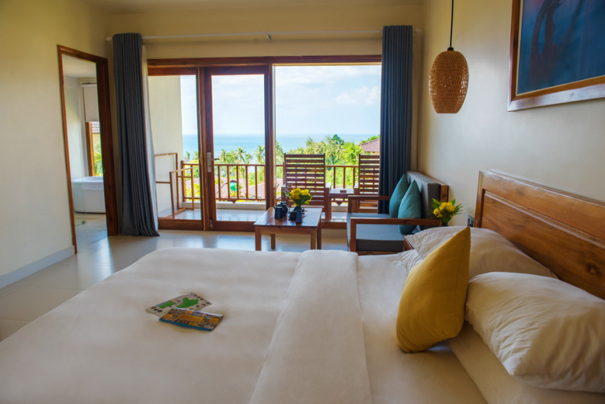 review camia resort & spa – khu nghỉ dưỡng xanh bên bờ biển
