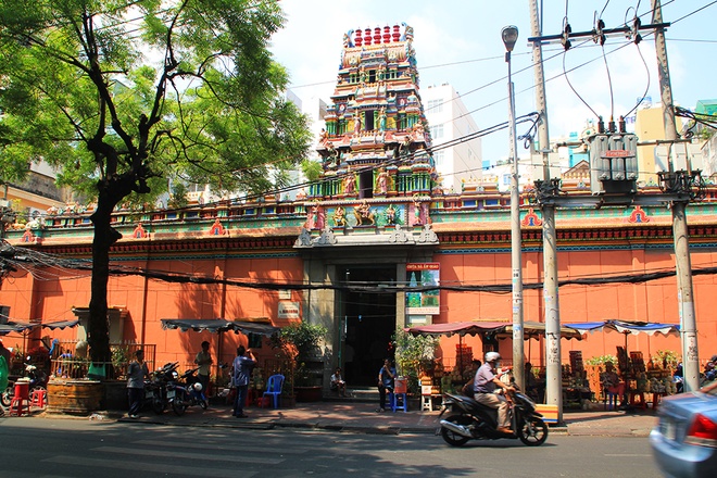 Đến thăm 3 ngôi chùa nổi tiếng ở Sài Gòn