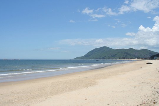 Bãi biển đẹp nhất Hà Tĩnh Thiên Cầm