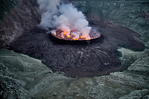 Hồ núi lửa Nyiragongo