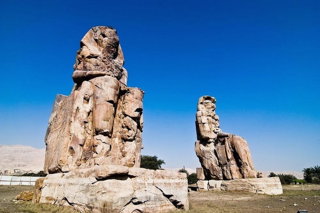 Những bí ẩn đằng sau tượng đá biết hát bên bờ sông Nile