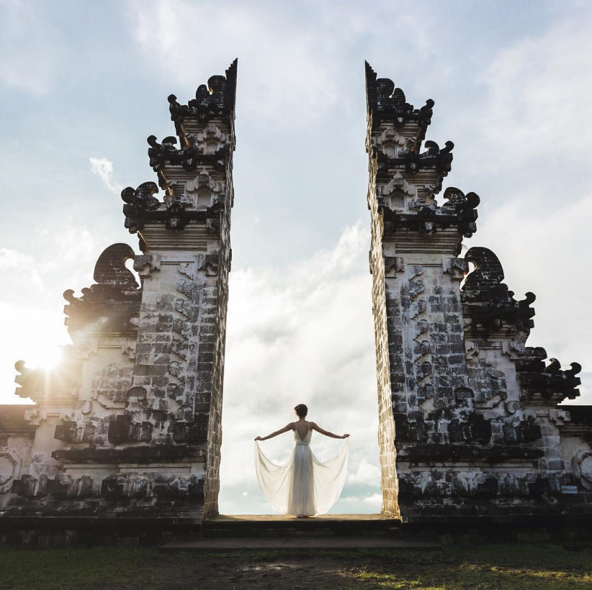 Lạc trôi giữa cổng trời chạm mây tại thiên đường du lịch Bali