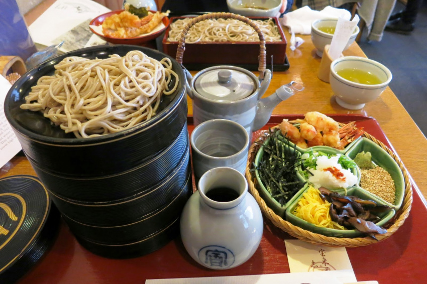 Tìm đến nhà hàng trăm tuổi tại Nhật Bản