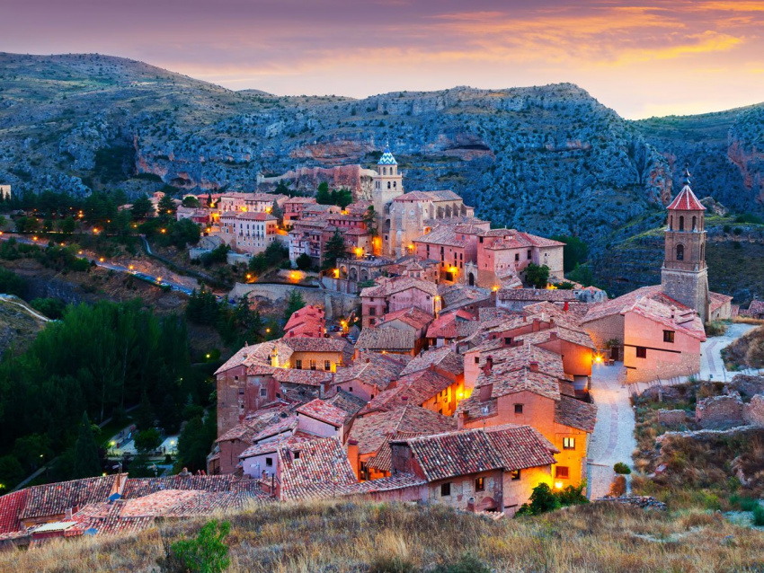 10 ngôi làng cổ đẹp nhất châu Âu (P2)