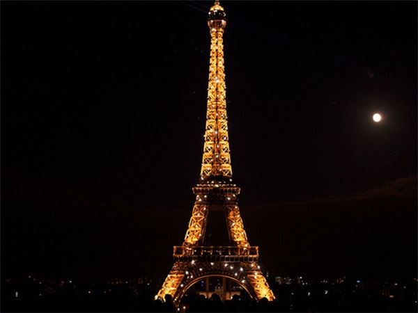 17 bức ảnh gói gọn Paris