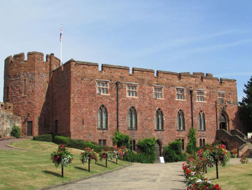 Những lâu đài bị bao phủ bởi chuyện ma ở Anh