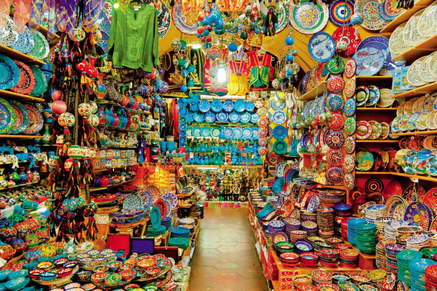 Đến với khu chợ cổ nhộn nhịp Grand Bazaar