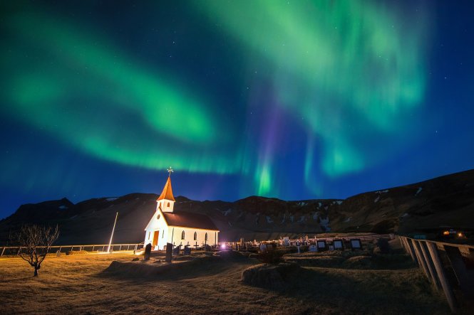 Mùa đông đầy sắc màu ở Iceland