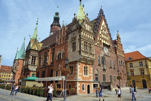 Wroclaw hồi sinh kì diệu