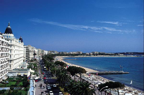 Cannes – Phố Biển Hoa Lệ Của Pháp