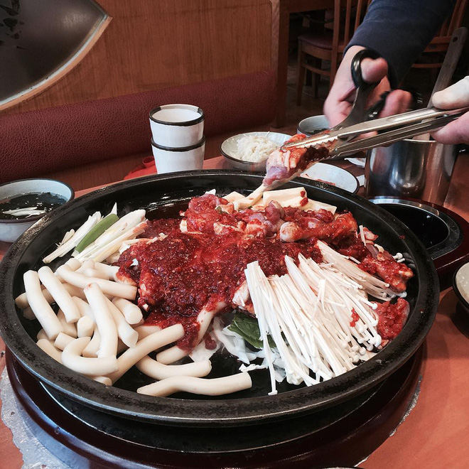 Trải nghiệm ẩm thực đáng từng xu với người mê ăn khi đến Hàn Quốc